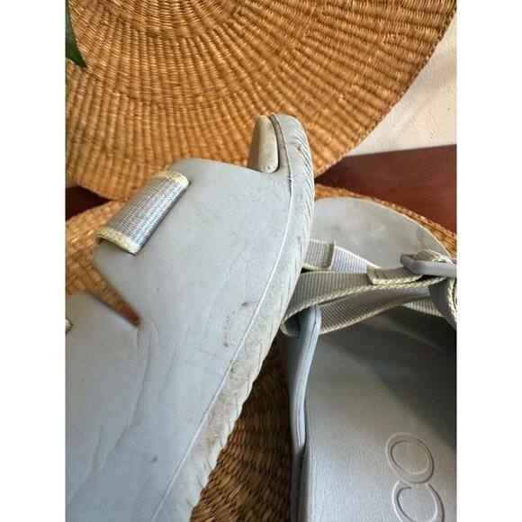Chaco women’s size 8 sandal flats - Picture 10 of 12